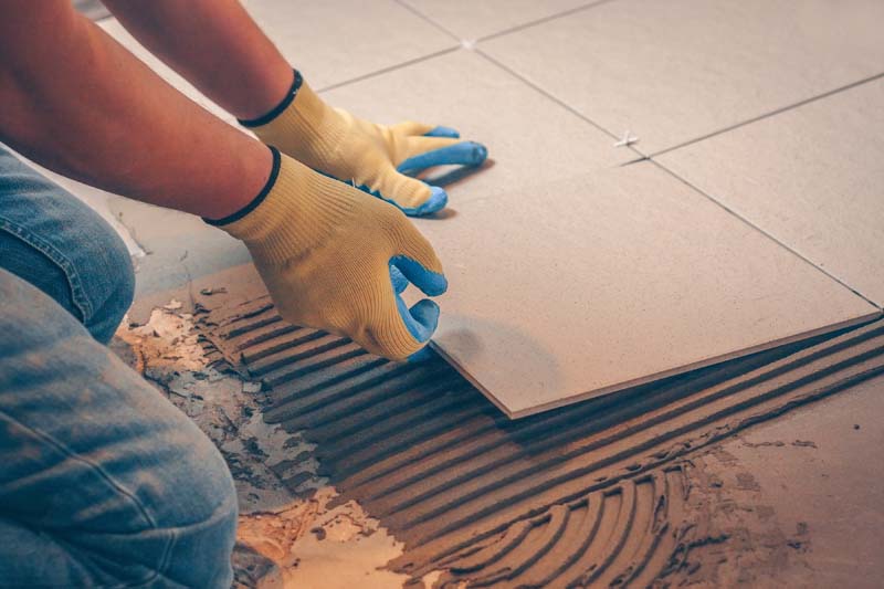 Quels sont les outils nécessaires pour poser du carrelage ? Ajaccio<br>Les outils de base pour la pose de carrelage, Ajaccio<br>Les outils spécifiques pour la pose de carrelage, Ajaccio